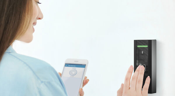 2N launches new smart access control units