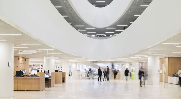 Lowering Covid risk with smart ventilation