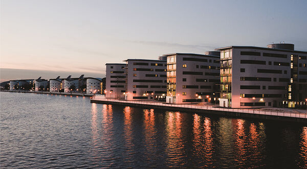 University of East London reduces carbon emissions in first stage of net zero strategy