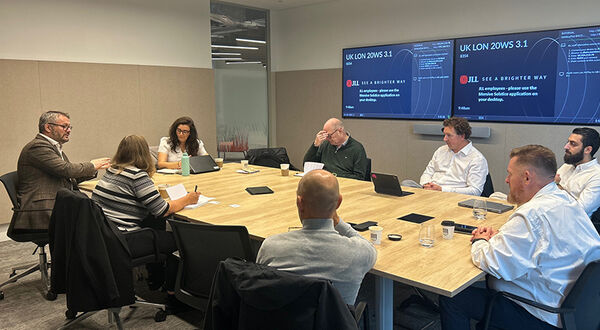 Smart Buildings Magazine and JLL round table - How digitalisation can optimise your building?