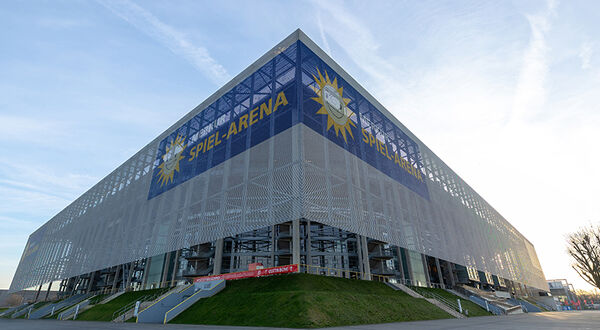 Bluetooth programmable digital keys protect staff and fans at major German stadium