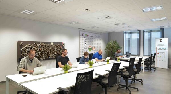 Sylvania puts light to work with Optix